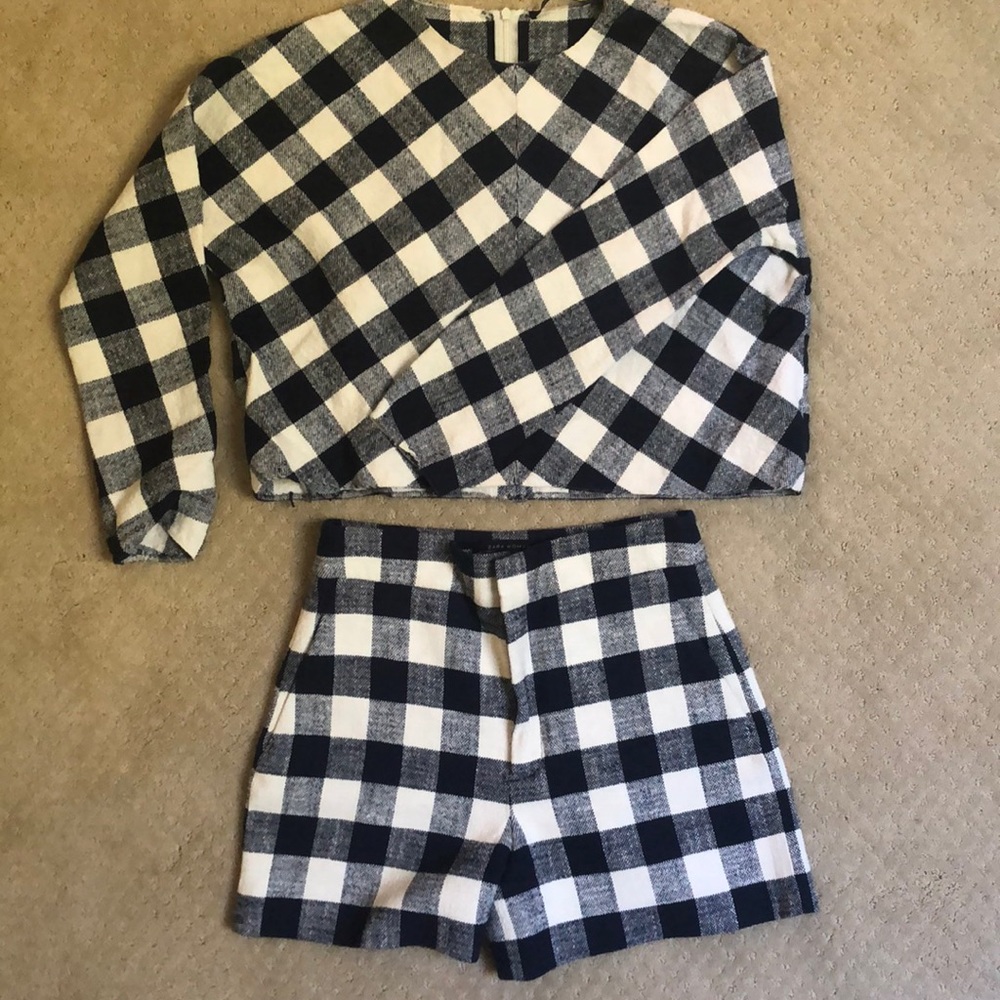 Zara navy check short and top set